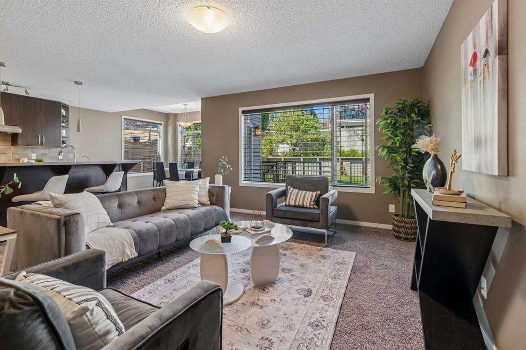 117 Silverado Saddle Heights SW, Calgary — photo 2 of 26
