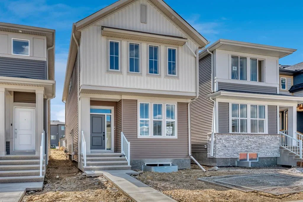 292 Marmot Grove NW, Calgary — photo 2 of 36