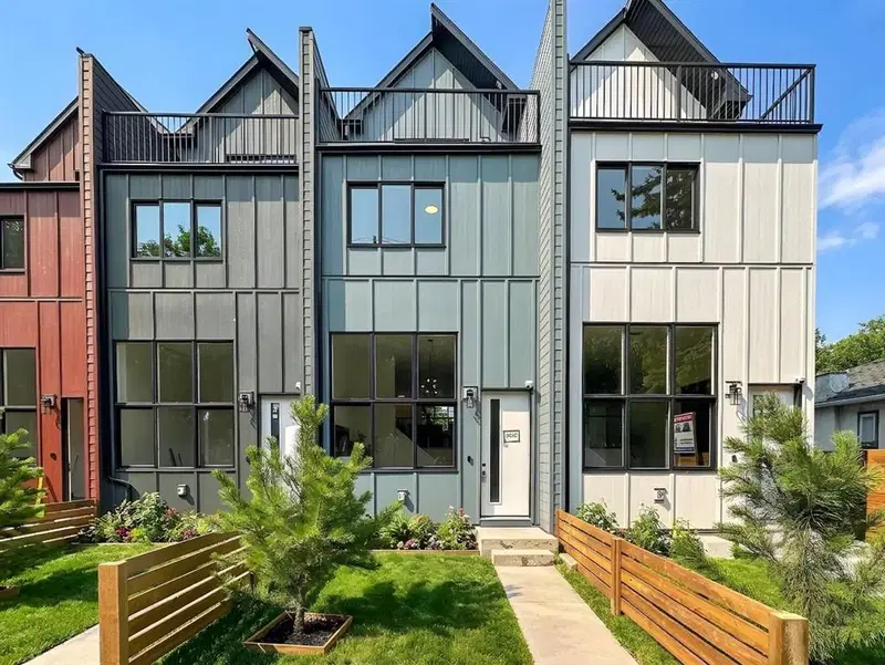 2020 12 Avenue SW, Calgary — main listing photo