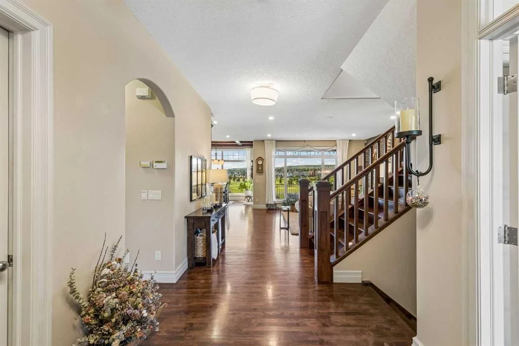 73 Hidden Creek Park NW, Calgary — photo 4 of 50