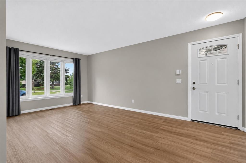 123 Templewood Road NE, Calgary — photo 4 of 43