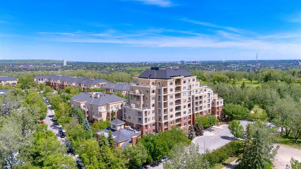 3804, 24 Hemlock Crescent SW, Calgary — photo 2 of 41
