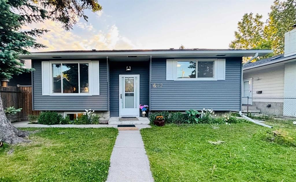 1672 Marlyn Way NE, Calgary — main listing photo