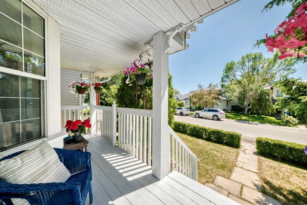 267 Covington Road NE, Calgary — photo 3 of 44