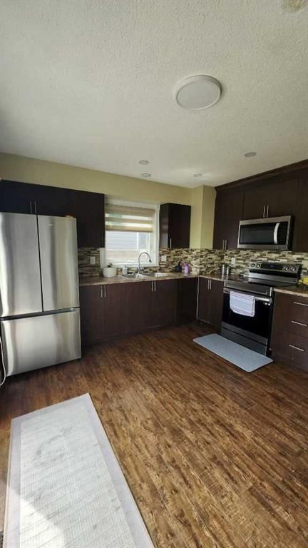 47 Martinridge Way NE, Calgary — photo 4 of 24