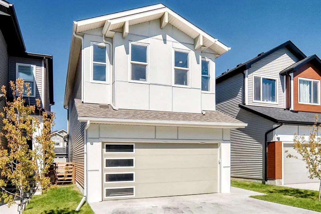27 Belvedere Point SE, Calgary — main listing photo