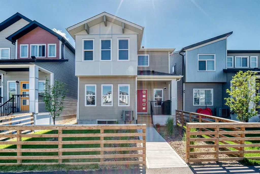 27 Belvedere Point SE, Calgary — photo 4 of 49
