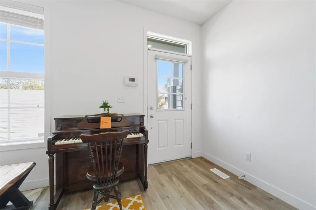 186 Silverado Boulevard SW, Calgary — photo 3 of 39