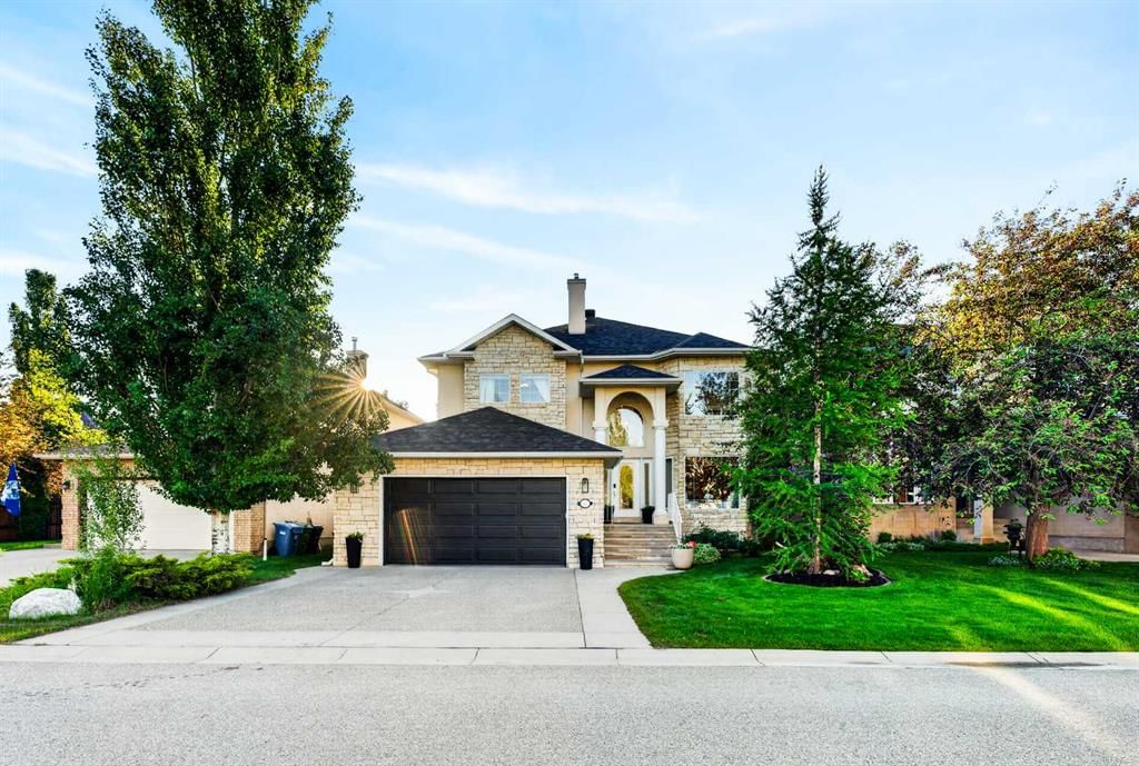 165 Strathlea Place SW, Calgary — photo 2 of 47