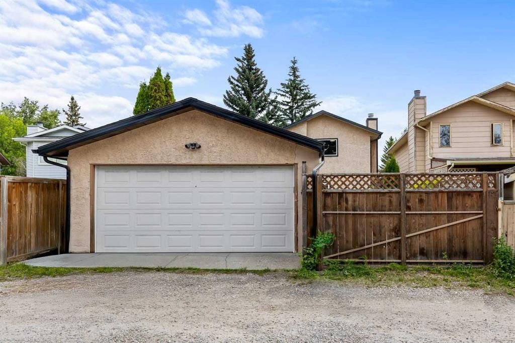 266 Shawnessy Drive SW, Calgary — photo 2 of 34