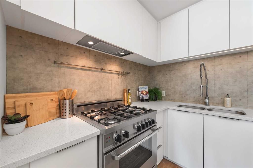 125, 63 Inglewood Park SE, Calgary — photo 5 of 42