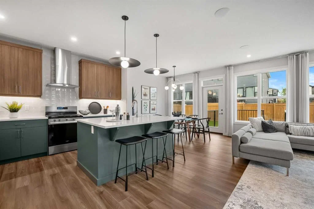 181 Mitchell Road NW, Calgary — main listing photo