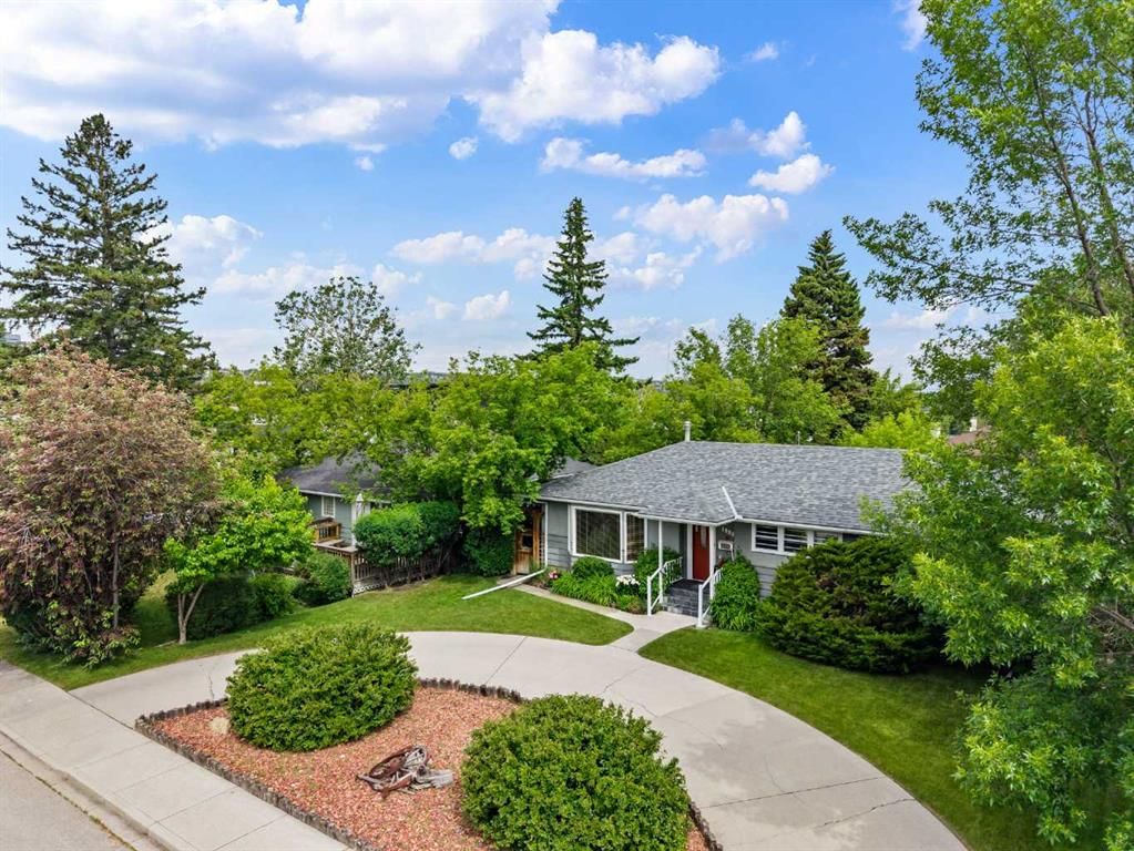 1908 Green Ridge Road SW, Calgary — photo 2 of 38