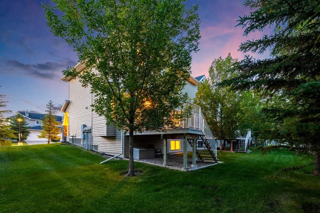 43 Arbours Circle NW, Langdon — photo 3 of 44