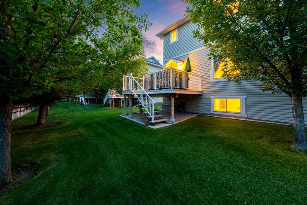 43 Arbours Circle NW, Langdon — photo 5 of 44