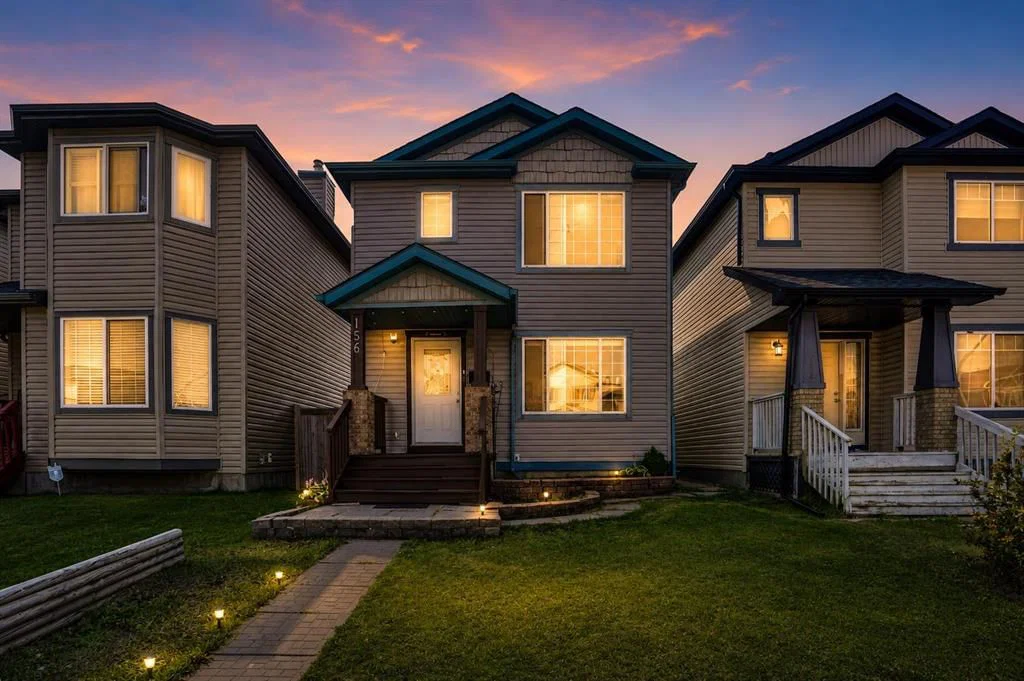 156 Saddlecrest Place NE, Calgary — main listing photo