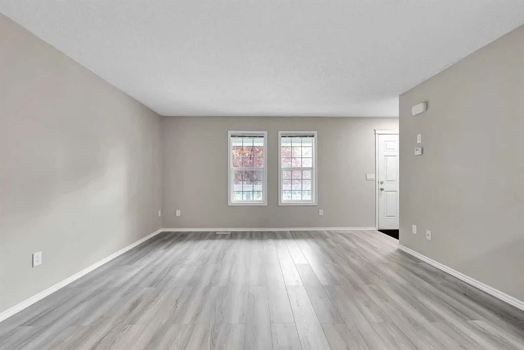 86 Country Village Gate NE, Calgary — photo 4 of 31