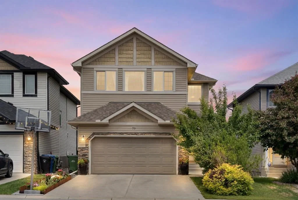 70 Everwoods Park SW, Calgary — main listing photo
