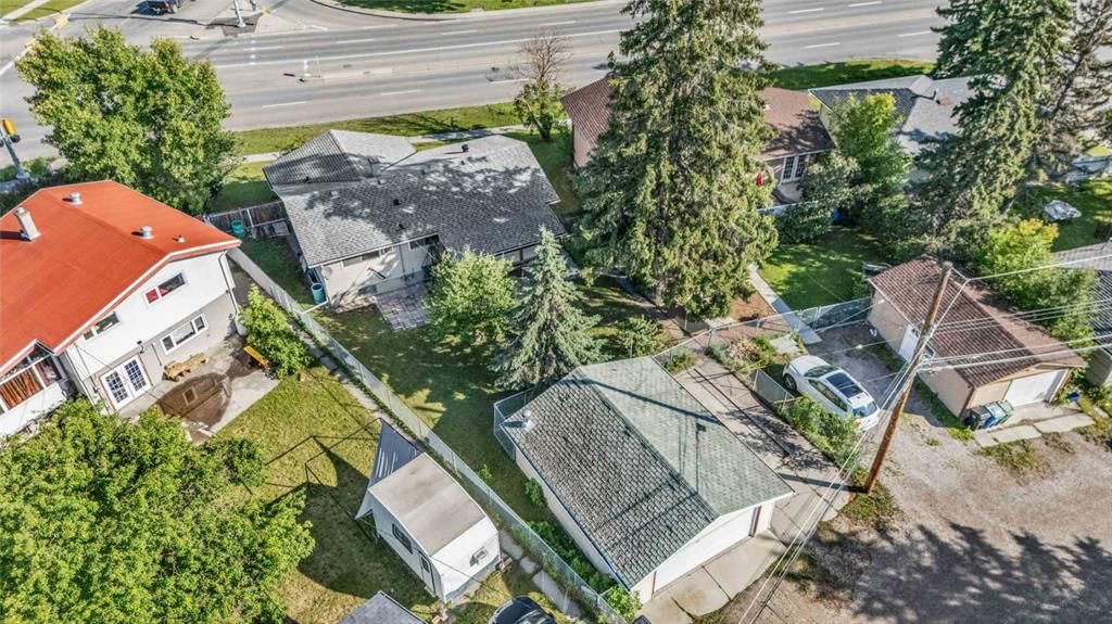 4511 Richmond Road SW, Calgary — photo 2 of 47