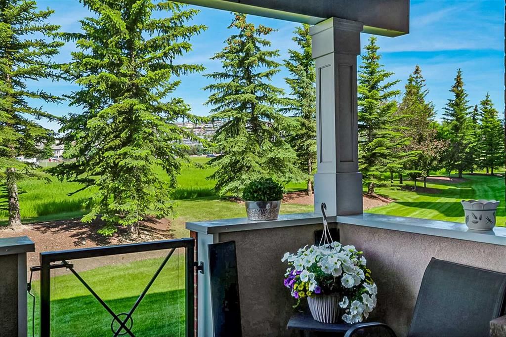 110, 60 Sierra Morena Landing SW, Calgary — photo 5 of 42