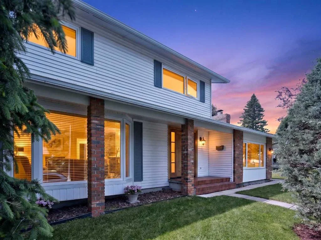 10723 Maplebend Drive SE, Calgary — main listing photo