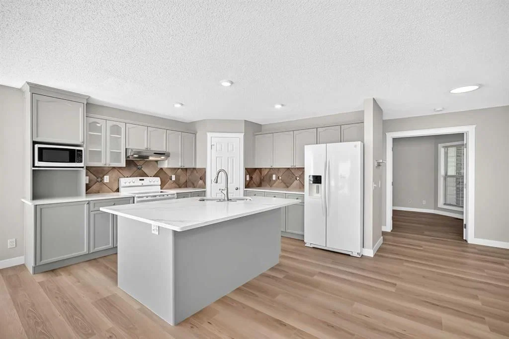 12915 Coventry Hills Way NE, Calgary — photo 4 of 50
