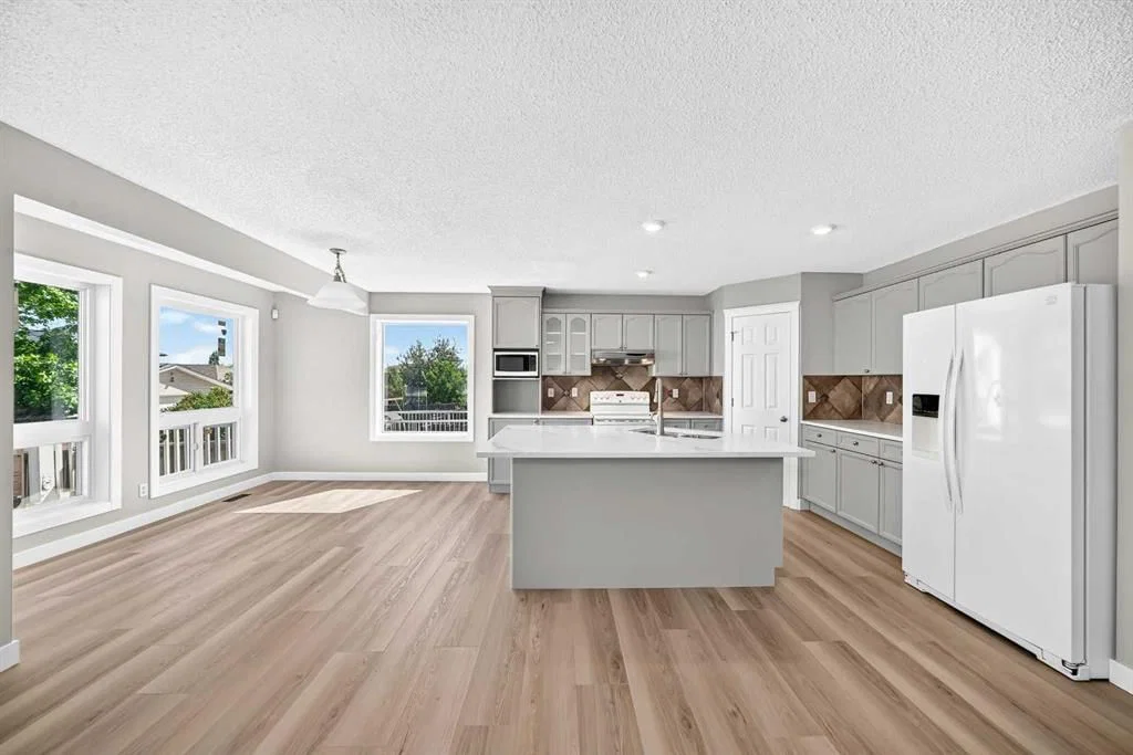 12915 Coventry Hills Way NE, Calgary — photo 5 of 50