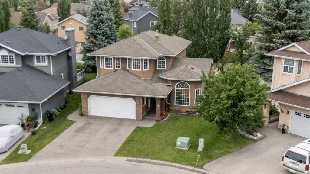 19 Mckenzie Lake Manor SE, Calgary — main listing photo