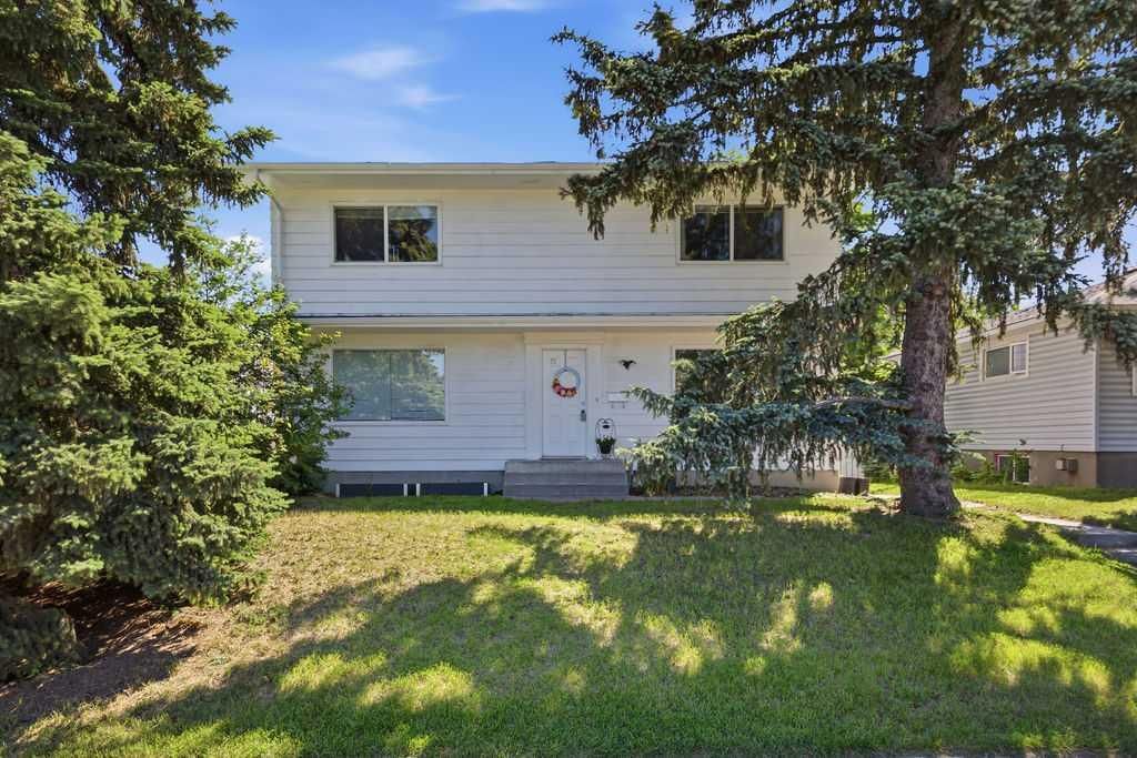 2812 19 Street NW, Calgary — main listing photo