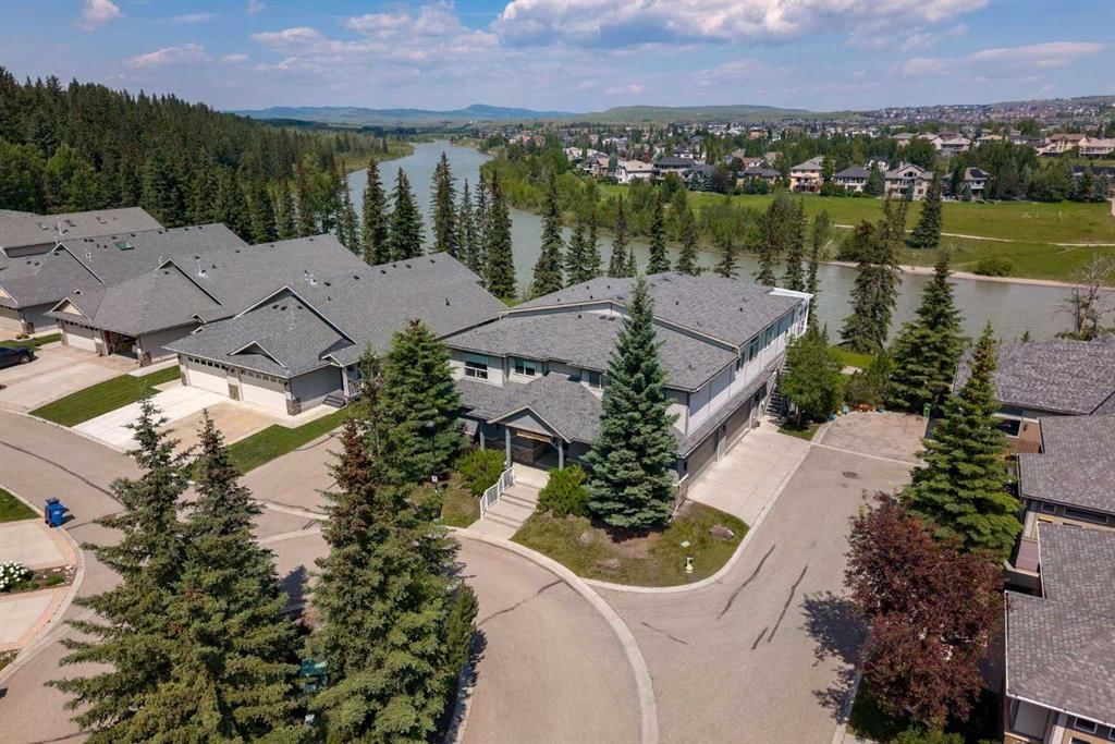 MR, 192 Crawford Drive, Cochrane — photo 2 of 47