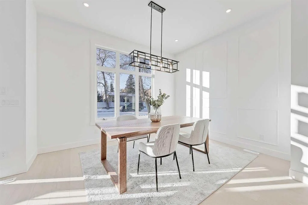 3538 43 Street SW, Calgary — photo 4 of 45