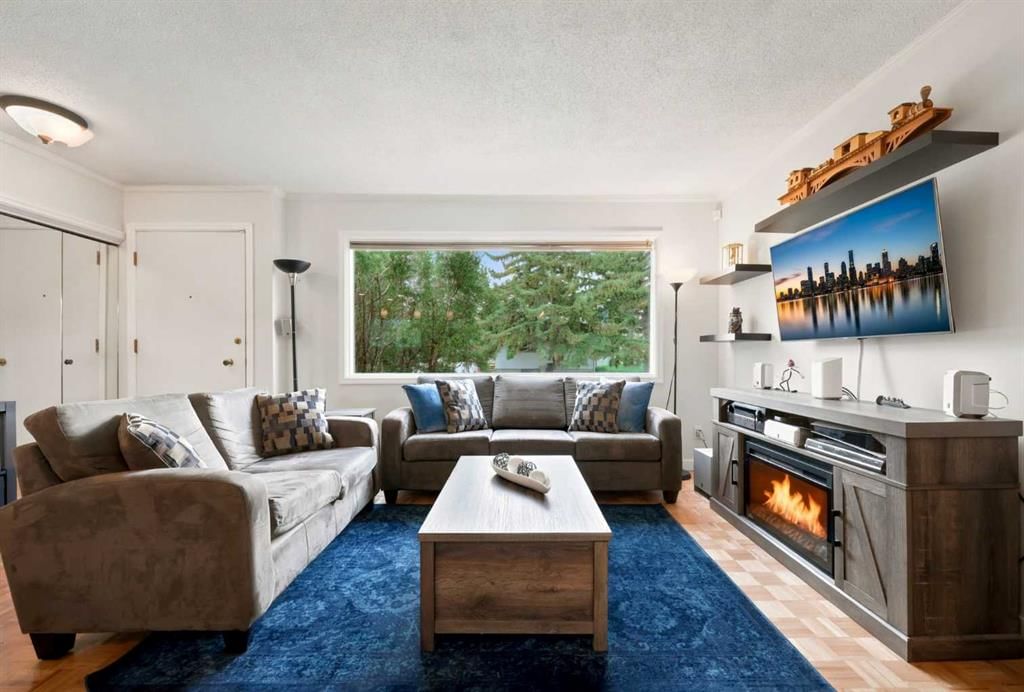 404 Arlington Drive SE, Calgary — photo 5 of 48