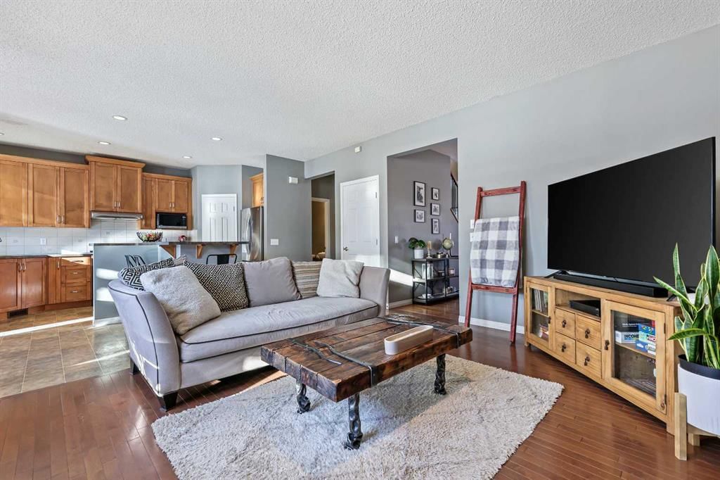716 Boulder Creek Drive SE, Langdon — photo 5 of 42