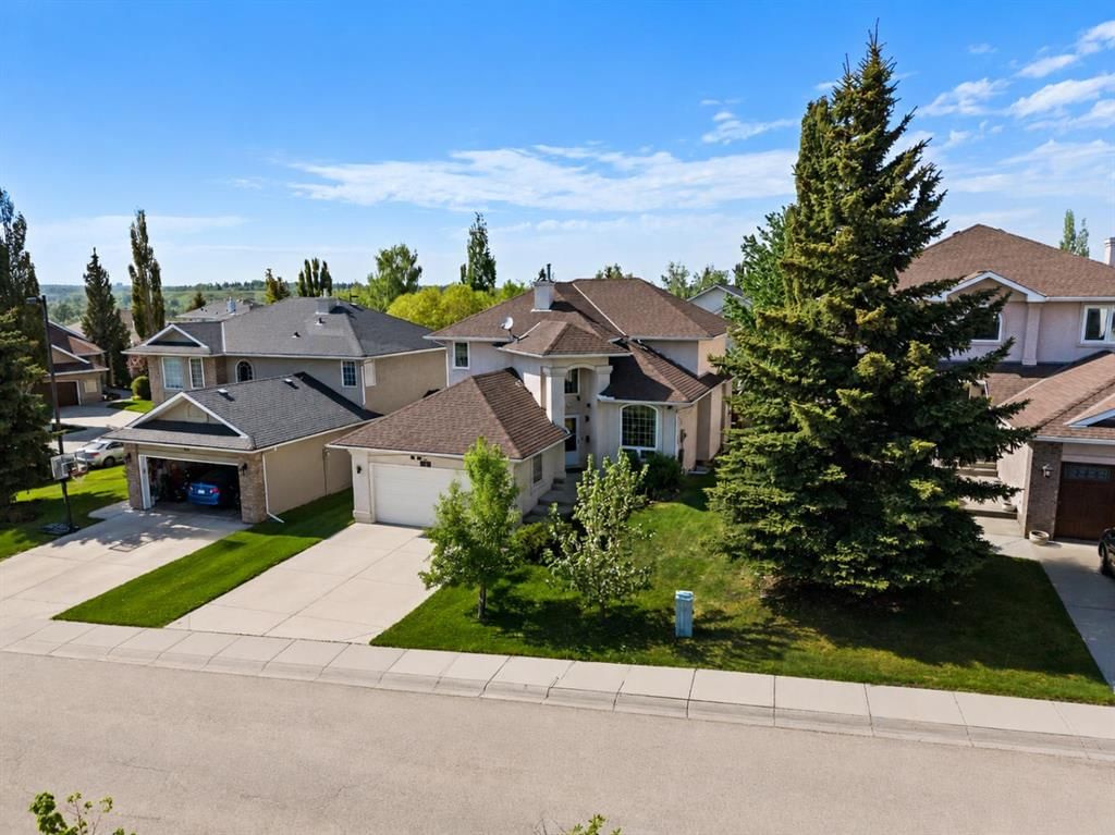 28 Mt Norquay Gate SE, Calgary — photo 2 of 50