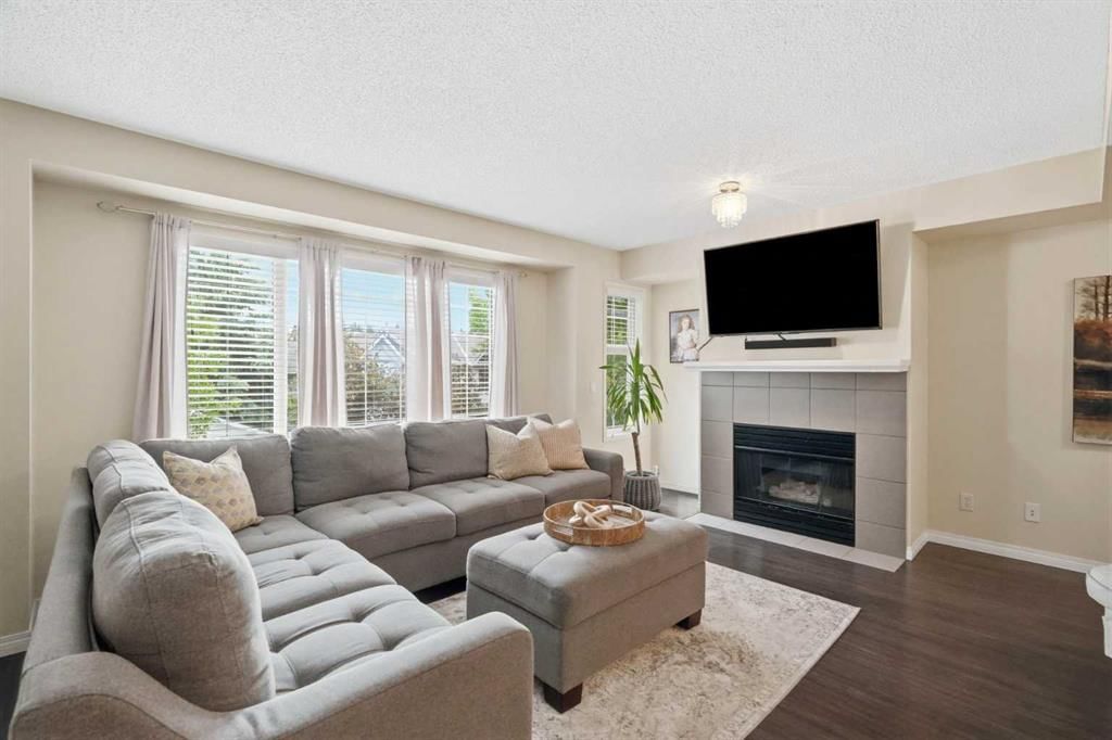 104 Patina Point SW, Calgary — photo 5 of 31