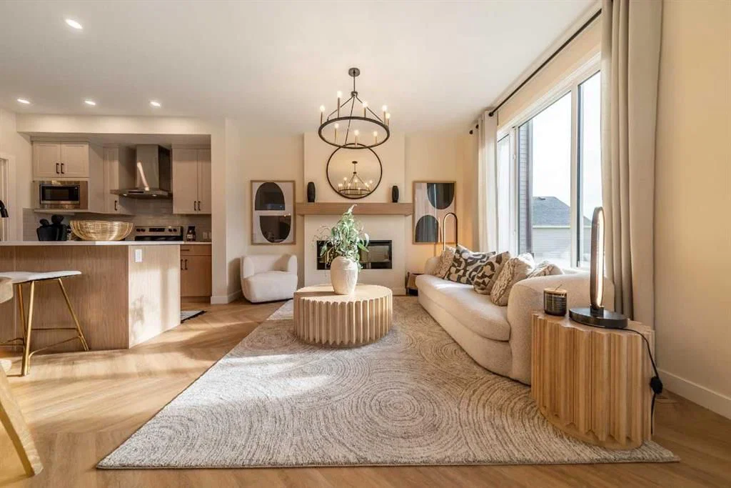 79 Lewiston Park NE, Calgary — photo 5 of 12