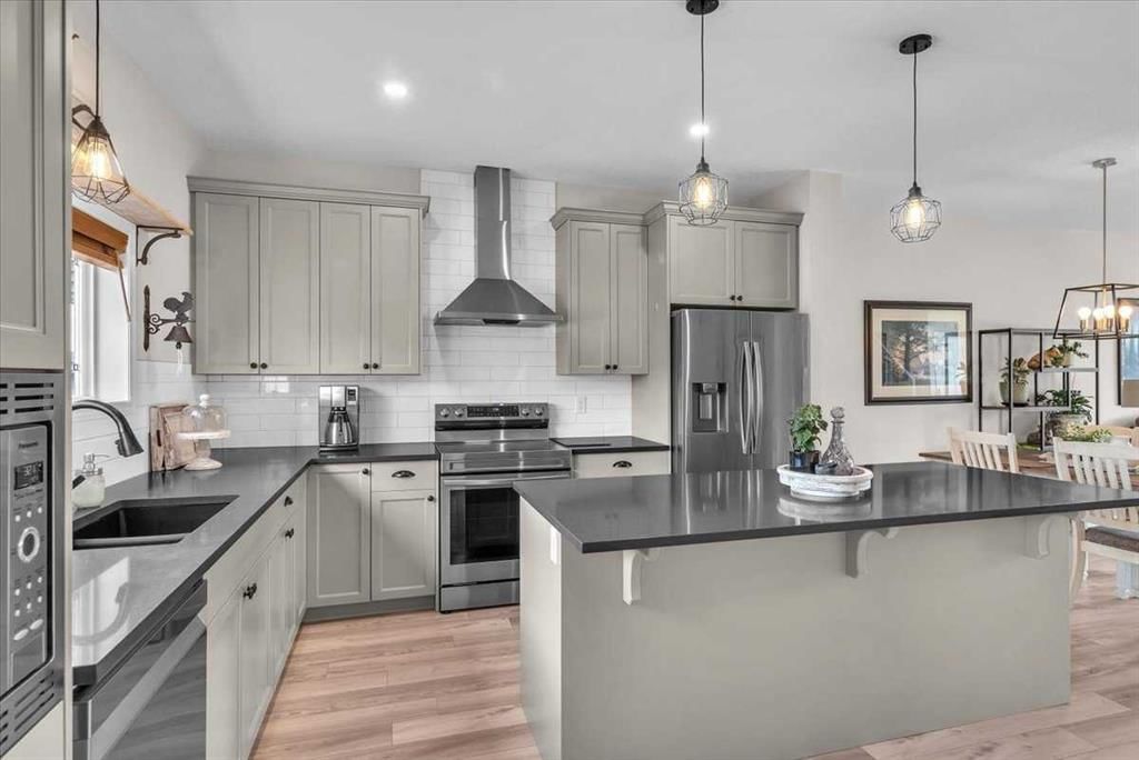 70 Haskayne Drive NW, Calgary — photo 3 of 33