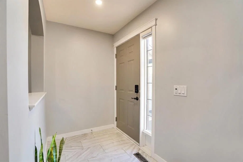 91 Copperstone Gate SE, Calgary — photo 5 of 49