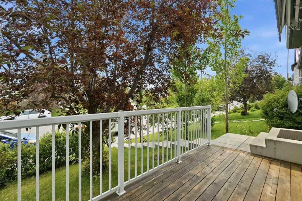 110 Bridlewood Avenue SW, Calgary — photo 3 of 28