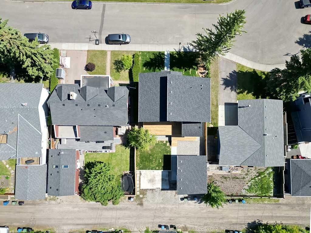3520 Bulyea Crescent NW, Calgary — photo 3 of 46