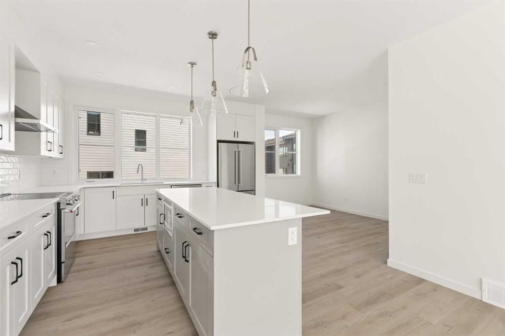 90, 1453 Na'a Drive SW, Calgary — photo 5 of 40