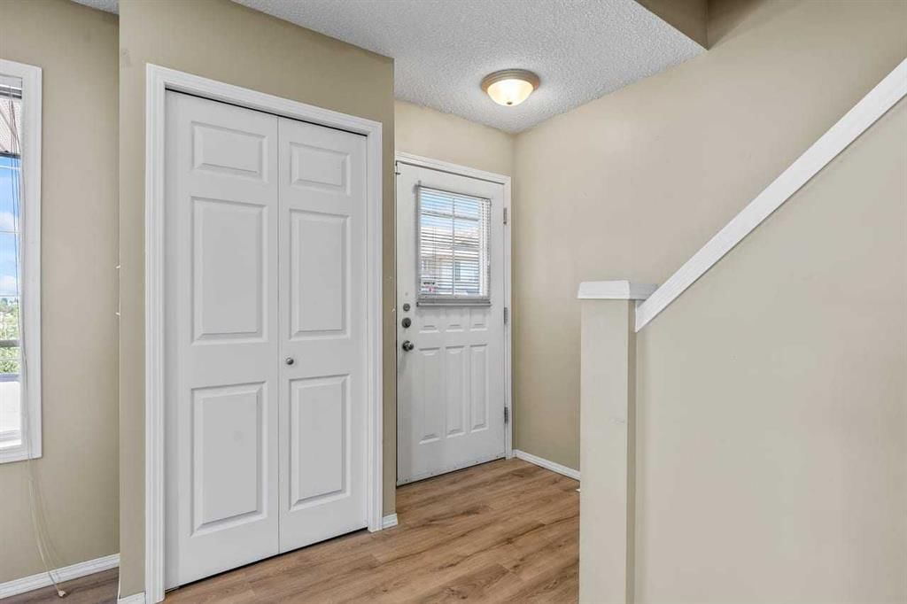 17 Citadel Point NW, Calgary — photo 2 of 50