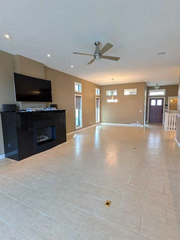 116 Bridle Estates Road SW, Calgary — photo 2 of 50