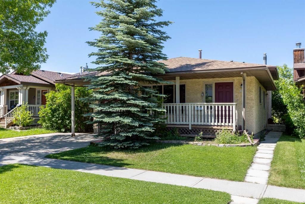 80 Macewan Drive NW, Calgary — photo 2 of 44