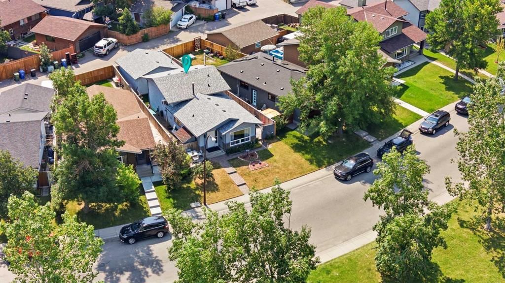 55 Sunbank Road SE, Calgary — main listing photo