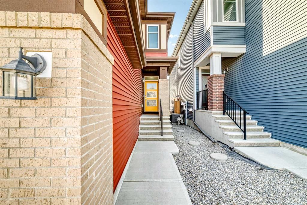 101 Belmont Terrace SW, Calgary — photo 2 of 33