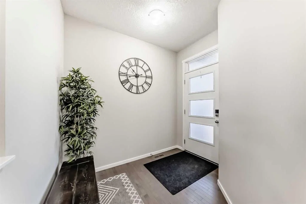 101 Belmont Terrace SW, Calgary — photo 3 of 33