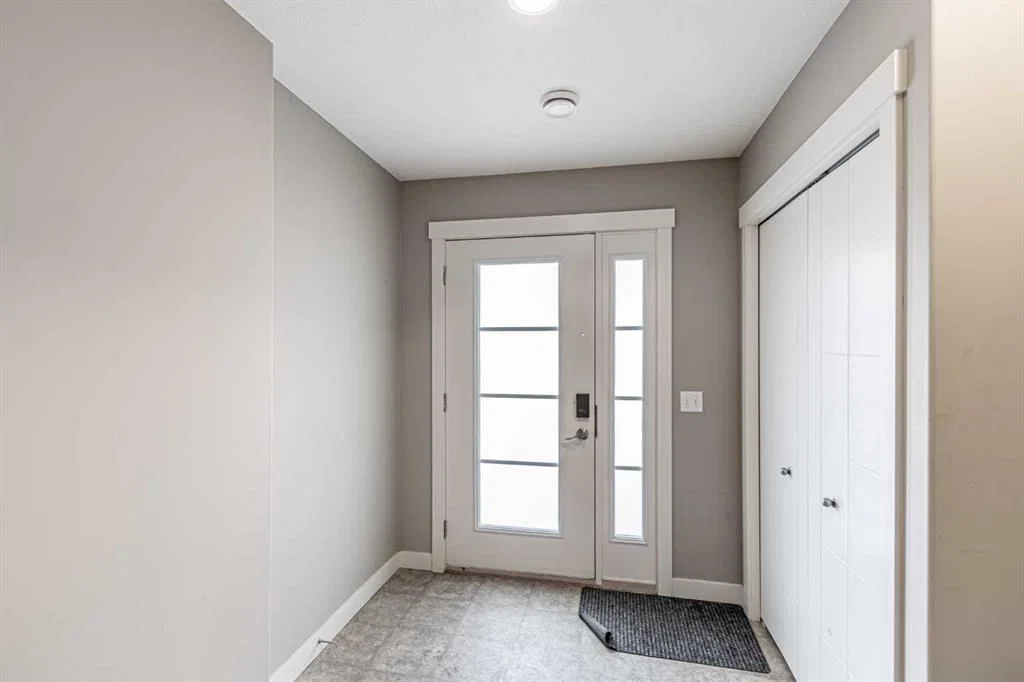 535 Redstone View NE, Calgary — photo 4 of 25