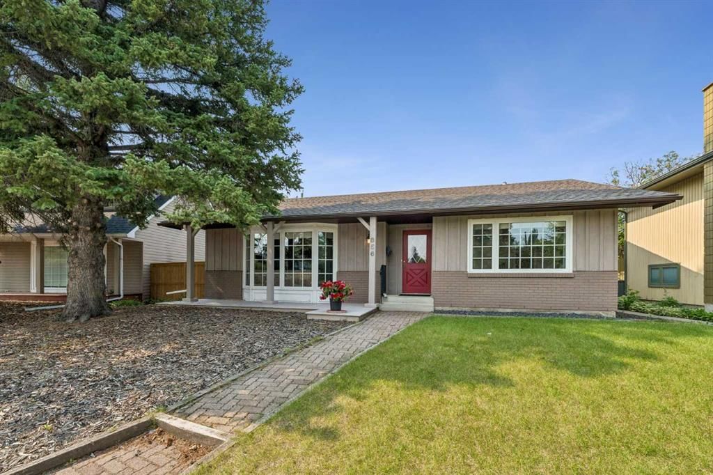 856 Lake Twintree Crescent SE, Calgary — main listing photo