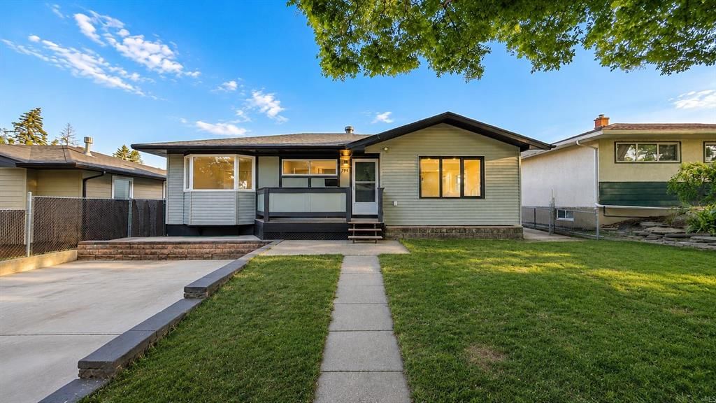 44 Fairview Crescent SE, Calgary — main listing photo